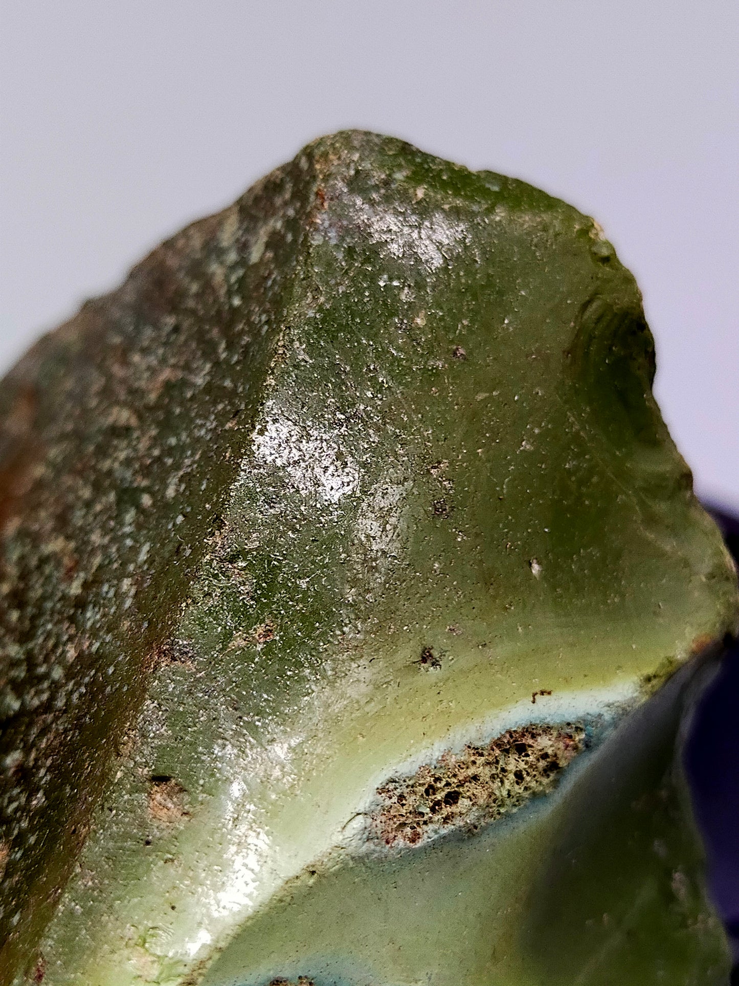 Grüner Schlackenstein Rohstein
