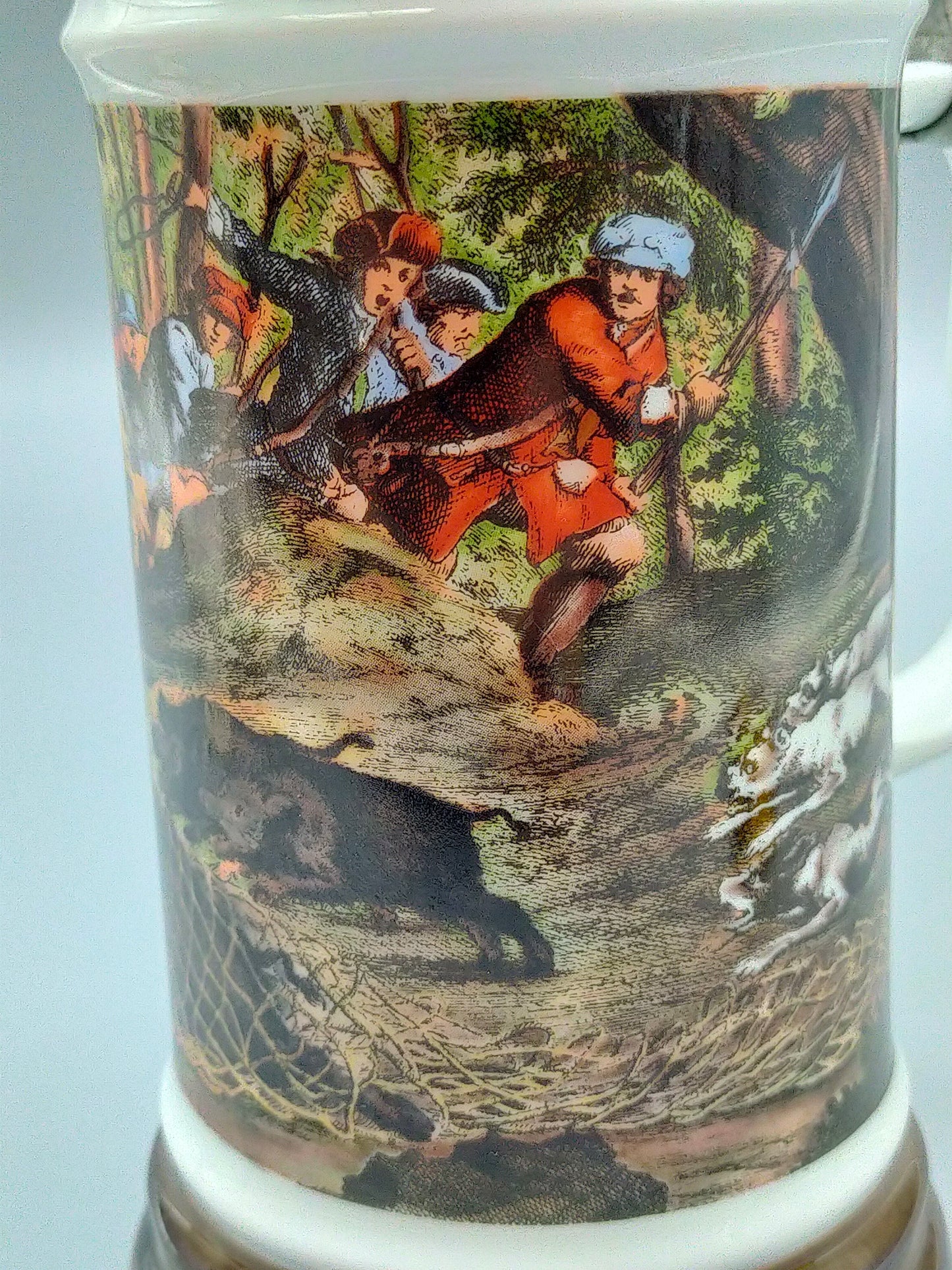 Rastal Bierkrug von 1977 – Detailreiches Jagdmotiv mit Zinndeckel