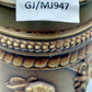 Traditioneller Deutscher krug mit Zinndeckel Relief Jagdmotiv