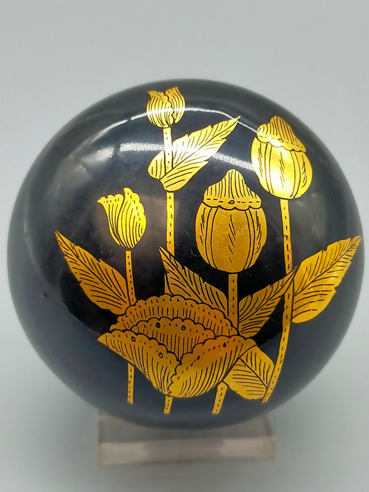 Asiatische Lackdose mit Golddekor Elegante Schmuckdose mit Lotusmotiv