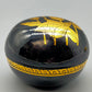 Asiatische Lackdose mit Golddekor Elegante Schmuckdose mit Lotusmotiv