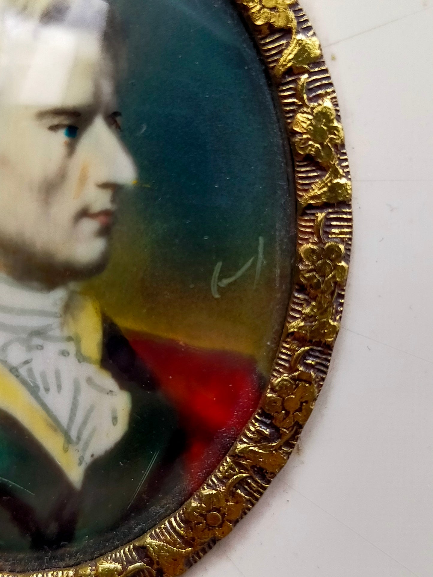 Deutsche Schule (XIX)  Klassisches Herren Porträt im Oval Miniatur