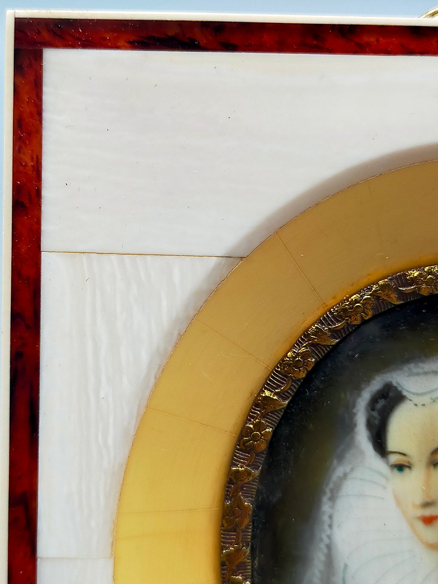 Deutsche Schule Barockes Damenporträt im Prunkrahmen Miniaturgemälde