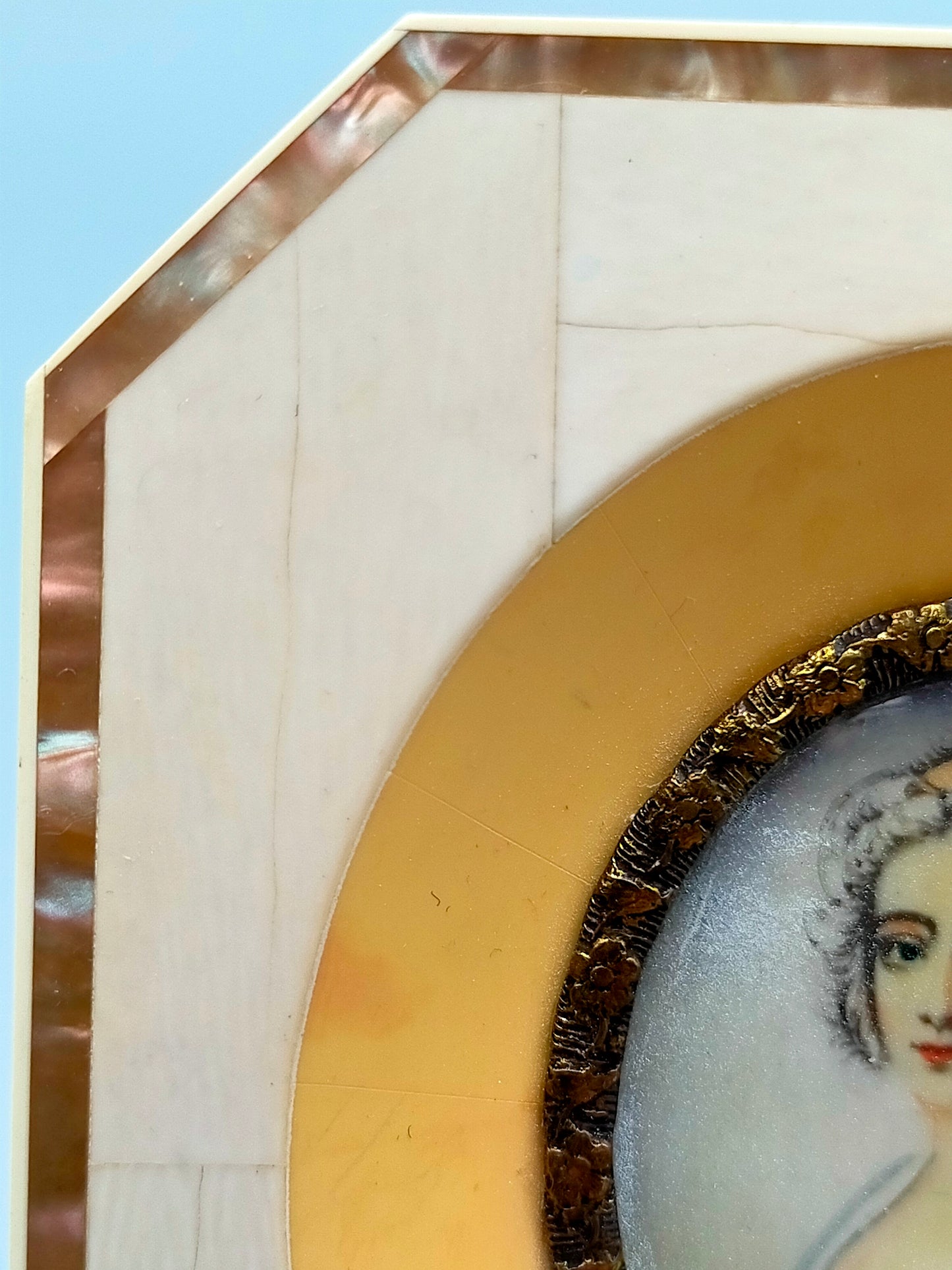 Französische Schule (XVIII) Miniaturporträt einer edlen Dame Gemälde