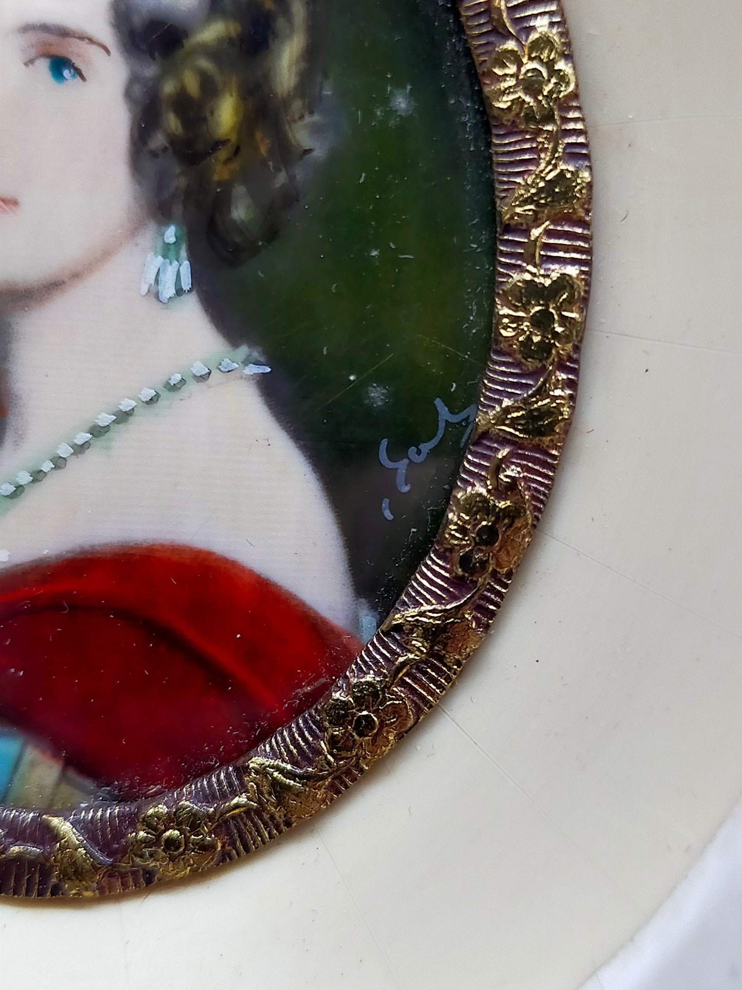 Deutsche Schule (XIX) Edles Damenportrait im Prunkrahmen Miniatur