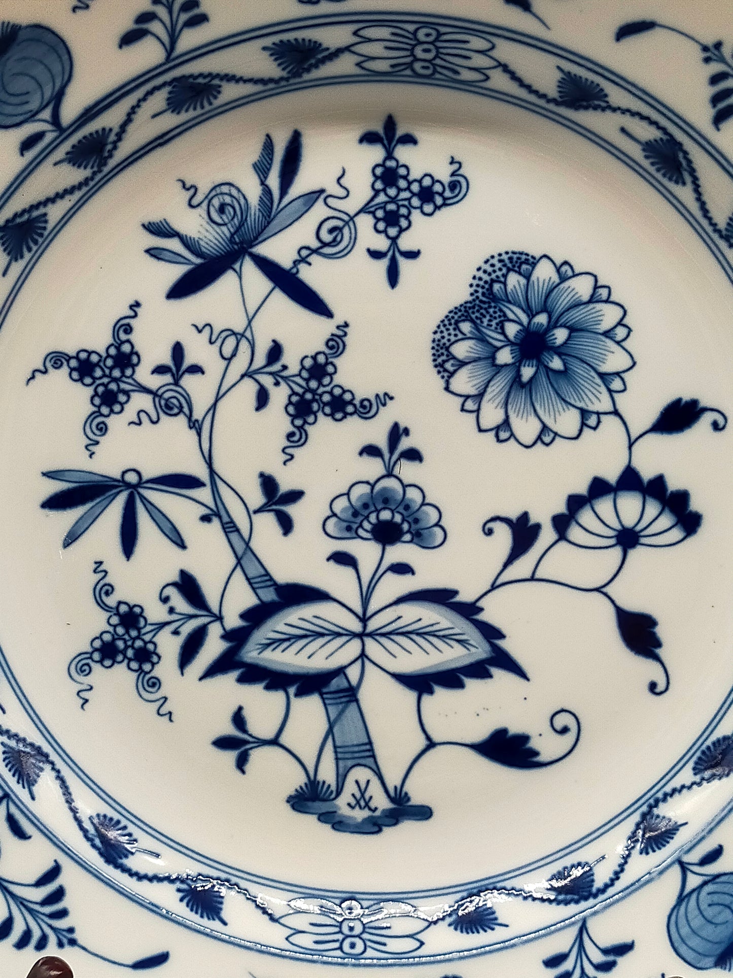 Meissen Zwiebelmuster Servierteller – Edles Meissener Porzellan