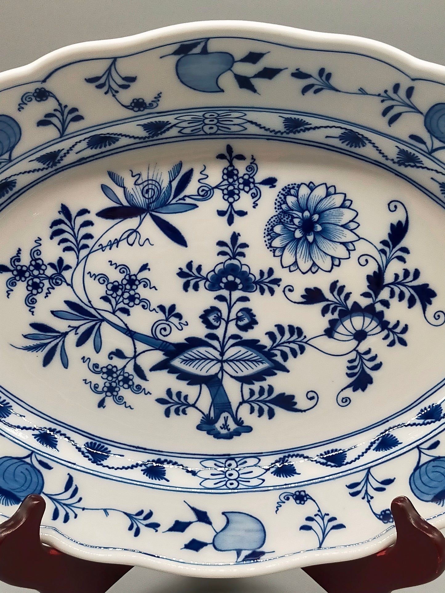 Meissen Zwiebelmuster Ovaler Servierteller – Klassisches Porzellan