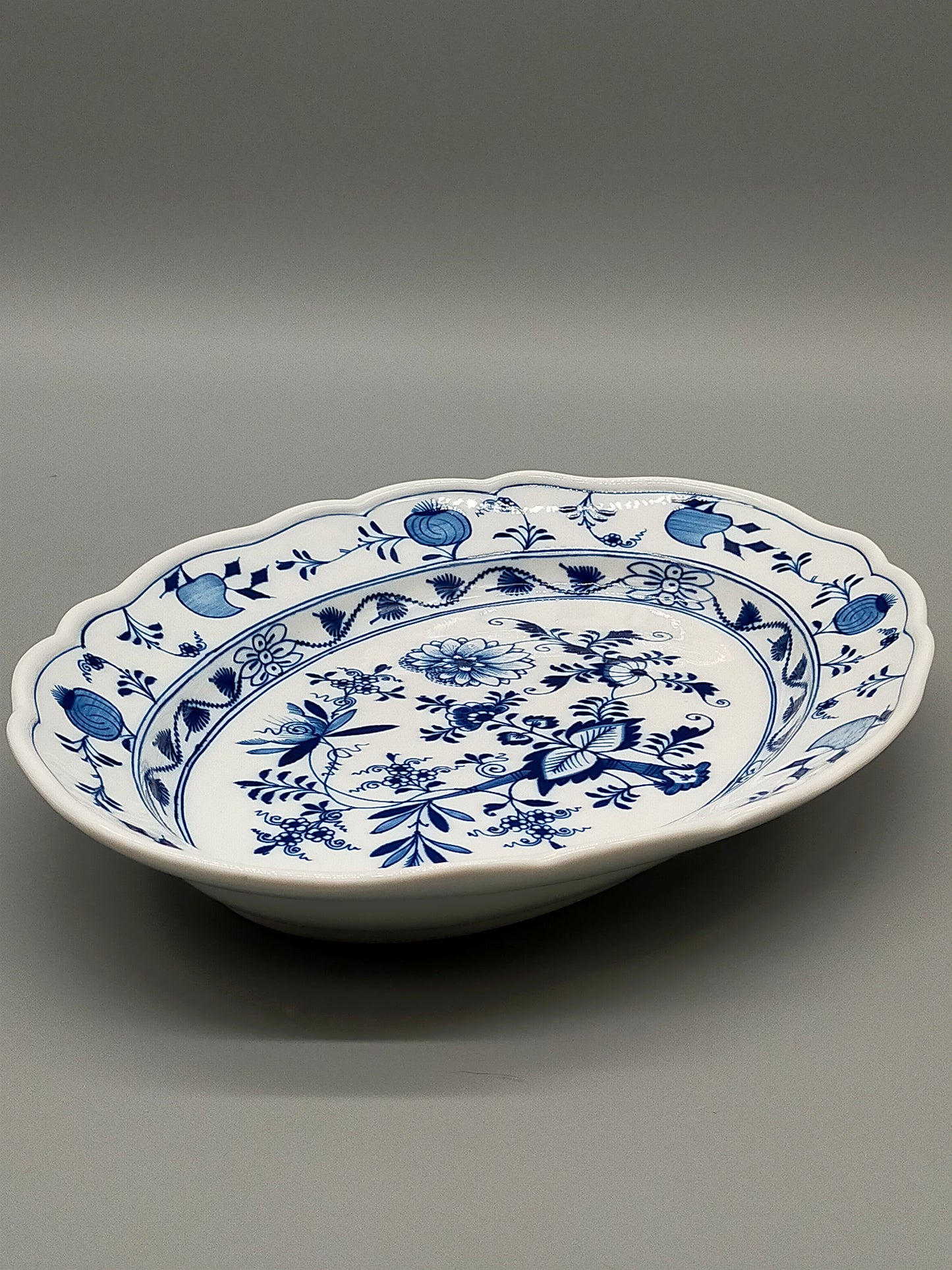 Klassisches Meissen Servierteller Zwiebelmuster Ovaler