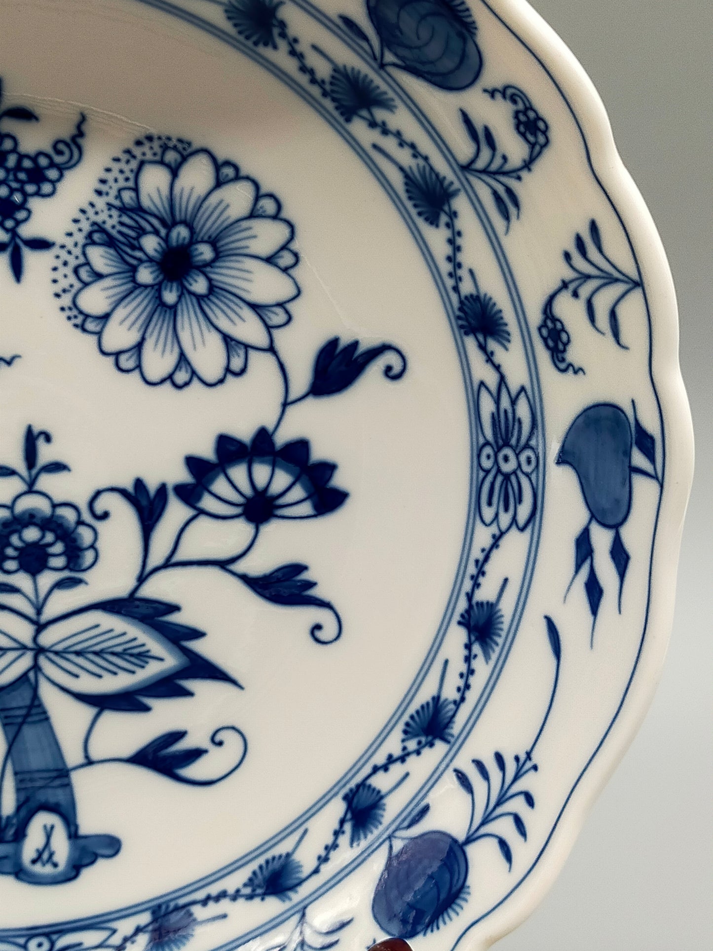 Original Meissen Zwiebelmuster Teller