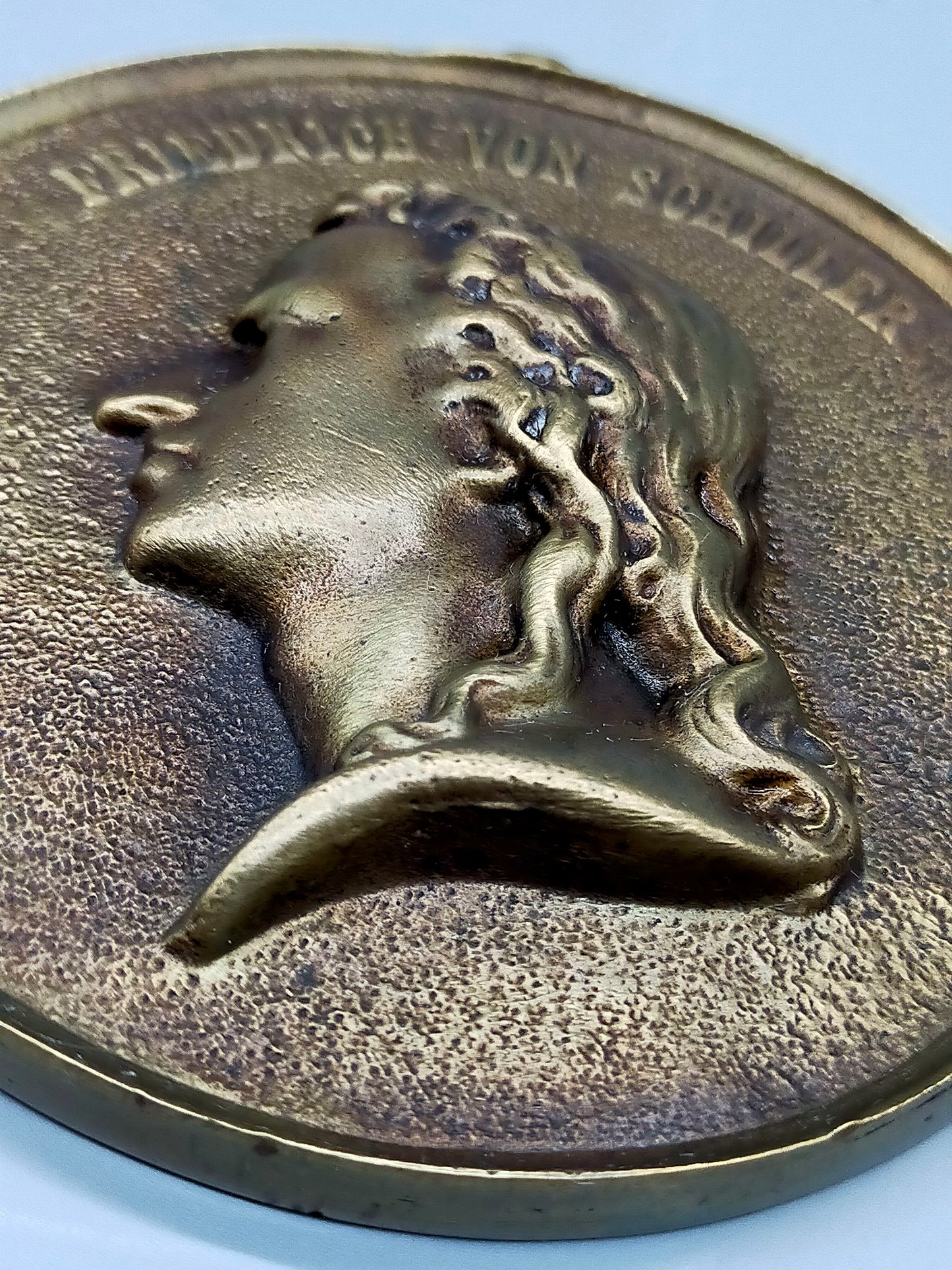 Antike Friedrich von Schiller Wandplakette aus Bronze