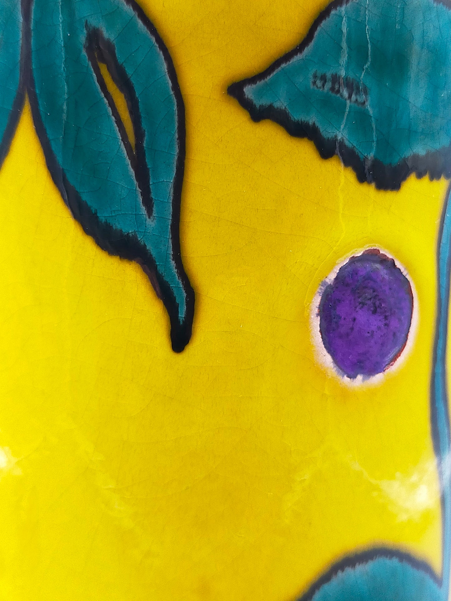 Stilvolle Keramik Zylinder Vase Farbenfrohes Design mit Blättermotiv