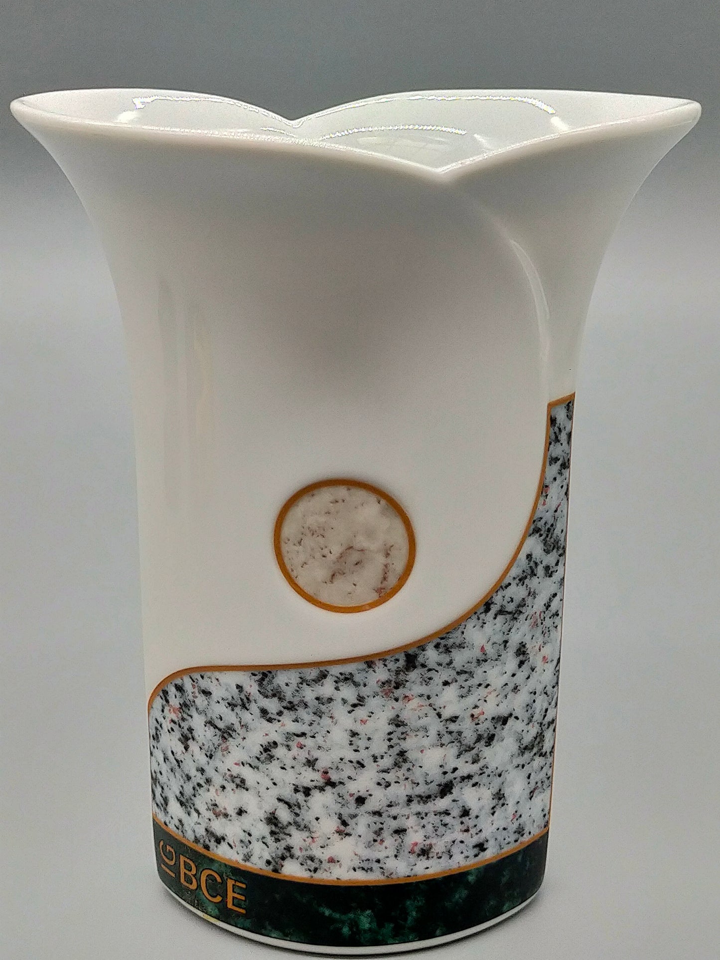 Exklusive Hutschenreuther IG BCE Design Vase von Rudolf Pastor