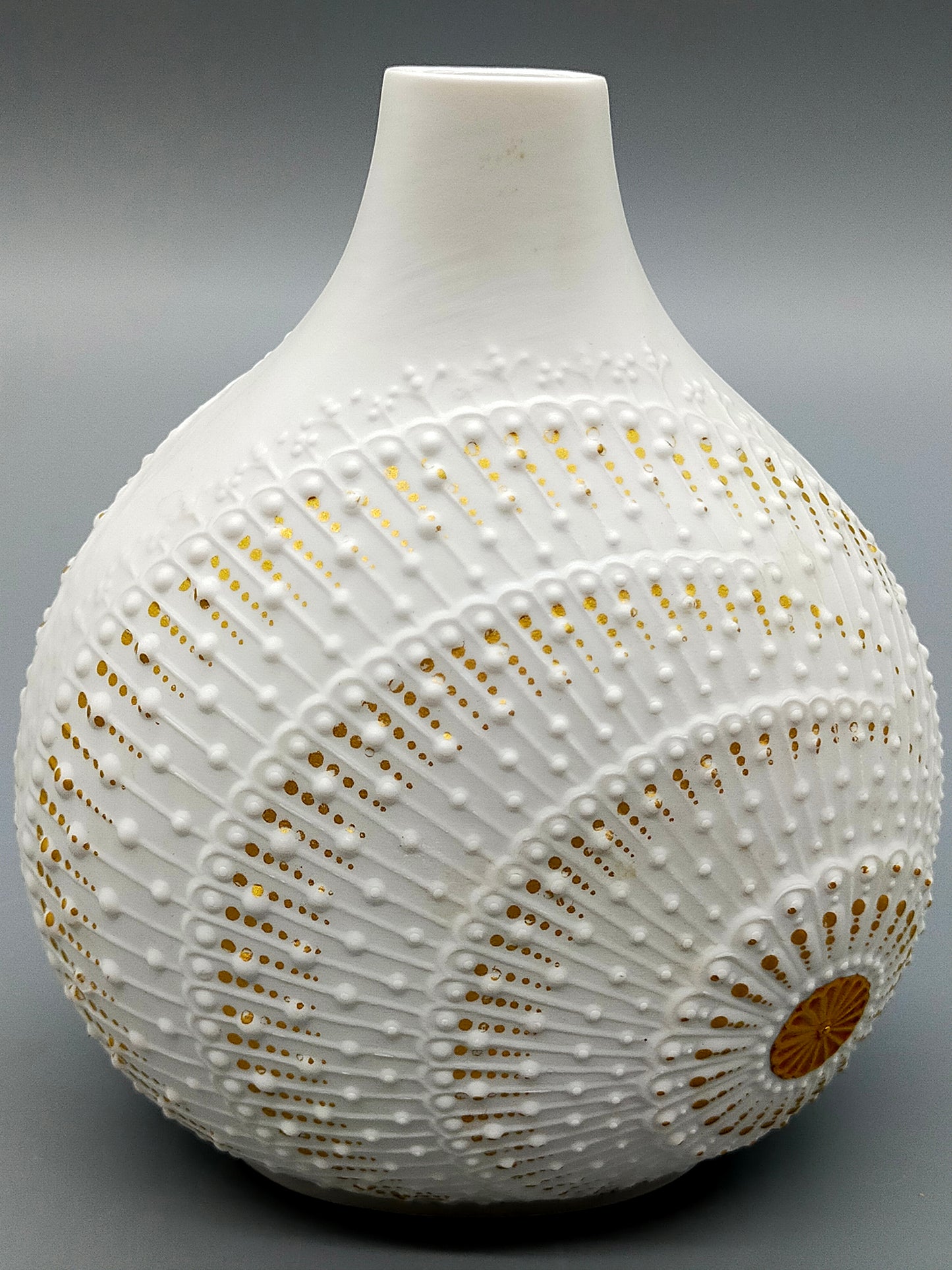 Kaiser Porzellan Vase Fidibus Weiß Gold Elegantes Relief Design