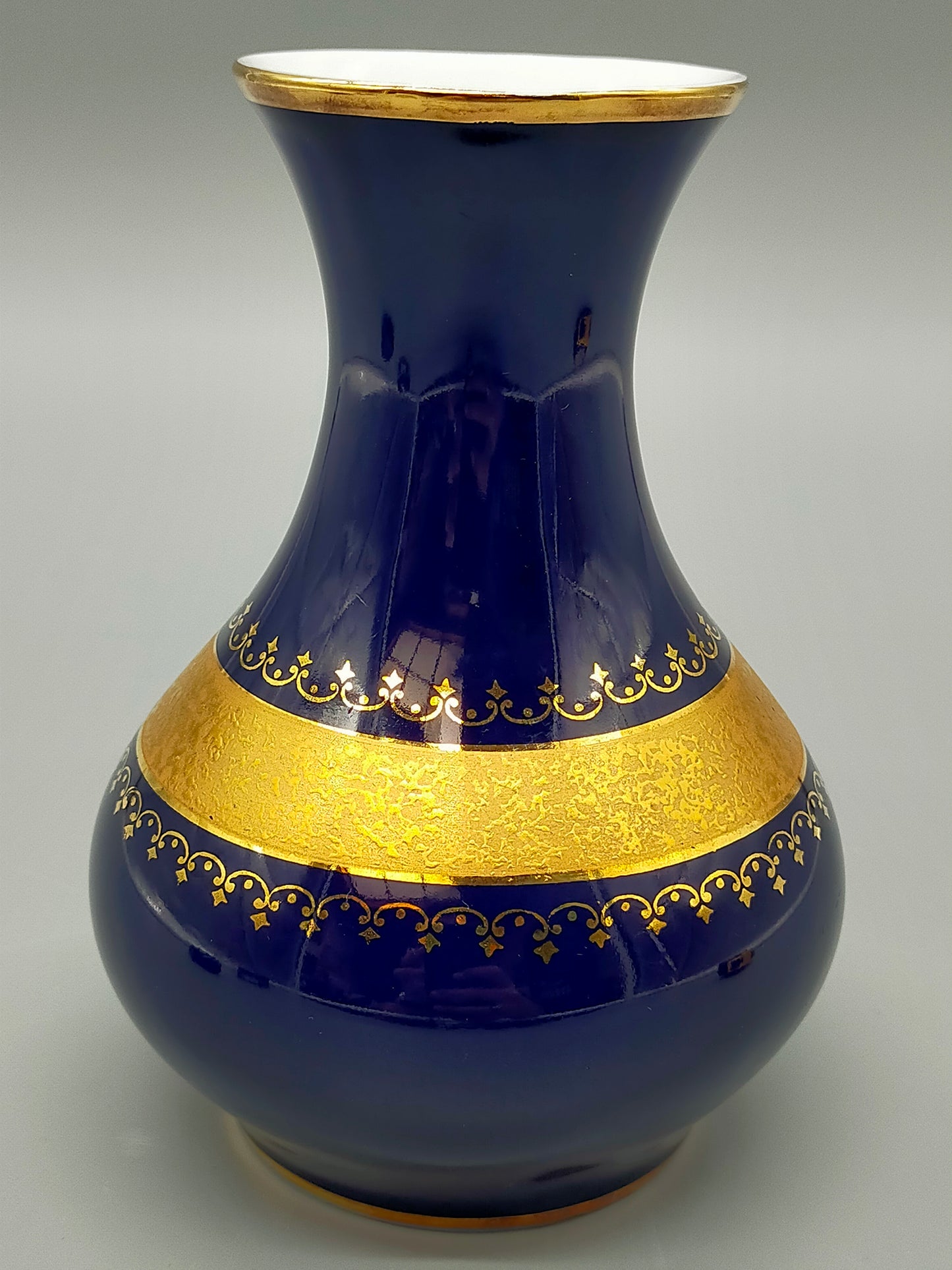KPM Royal Bavaria Vase Echt Cobalt – Elegante Porzellan Vase mit Golddekor