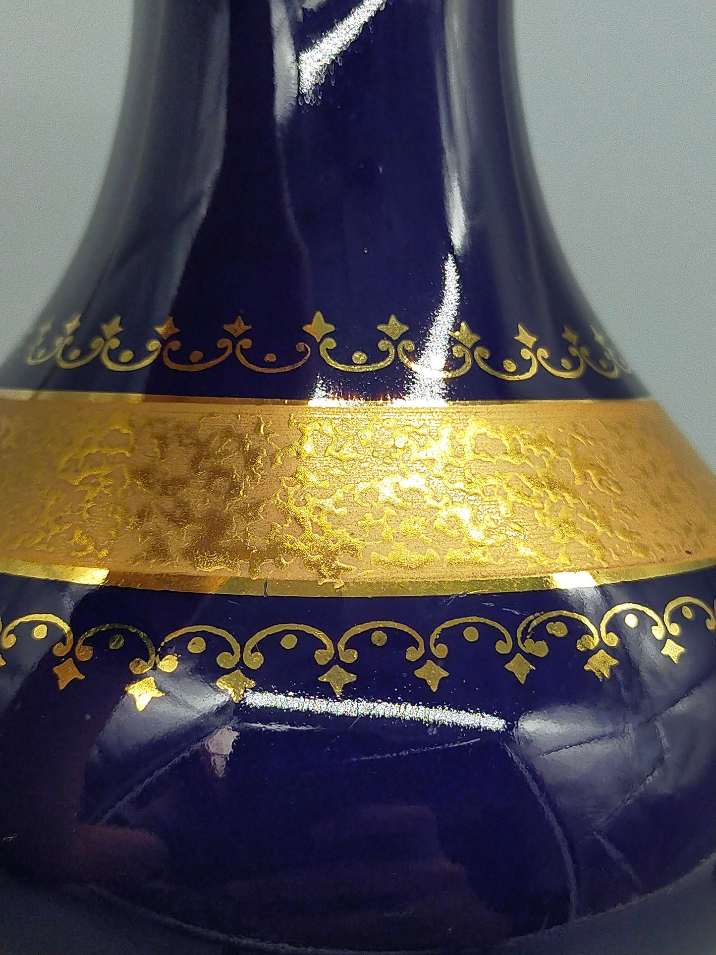 KPM Royal Bavaria Vase Echt Cobalt – Elegante Porzellan Vase mit Golddekor