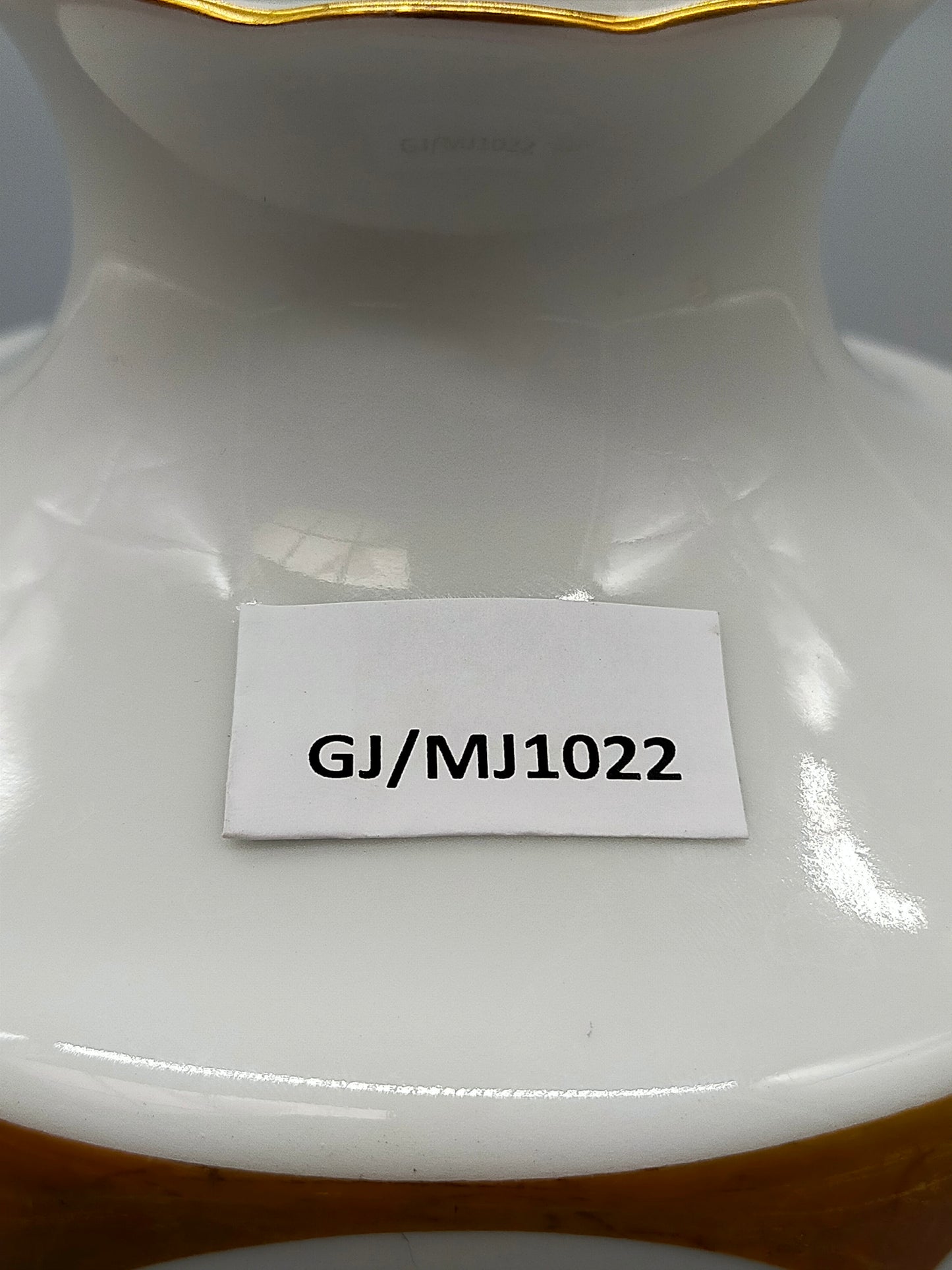 Elegante Johann Seltmann Vohenstrauß Porzellan Vase – Weiß mit Goldrand