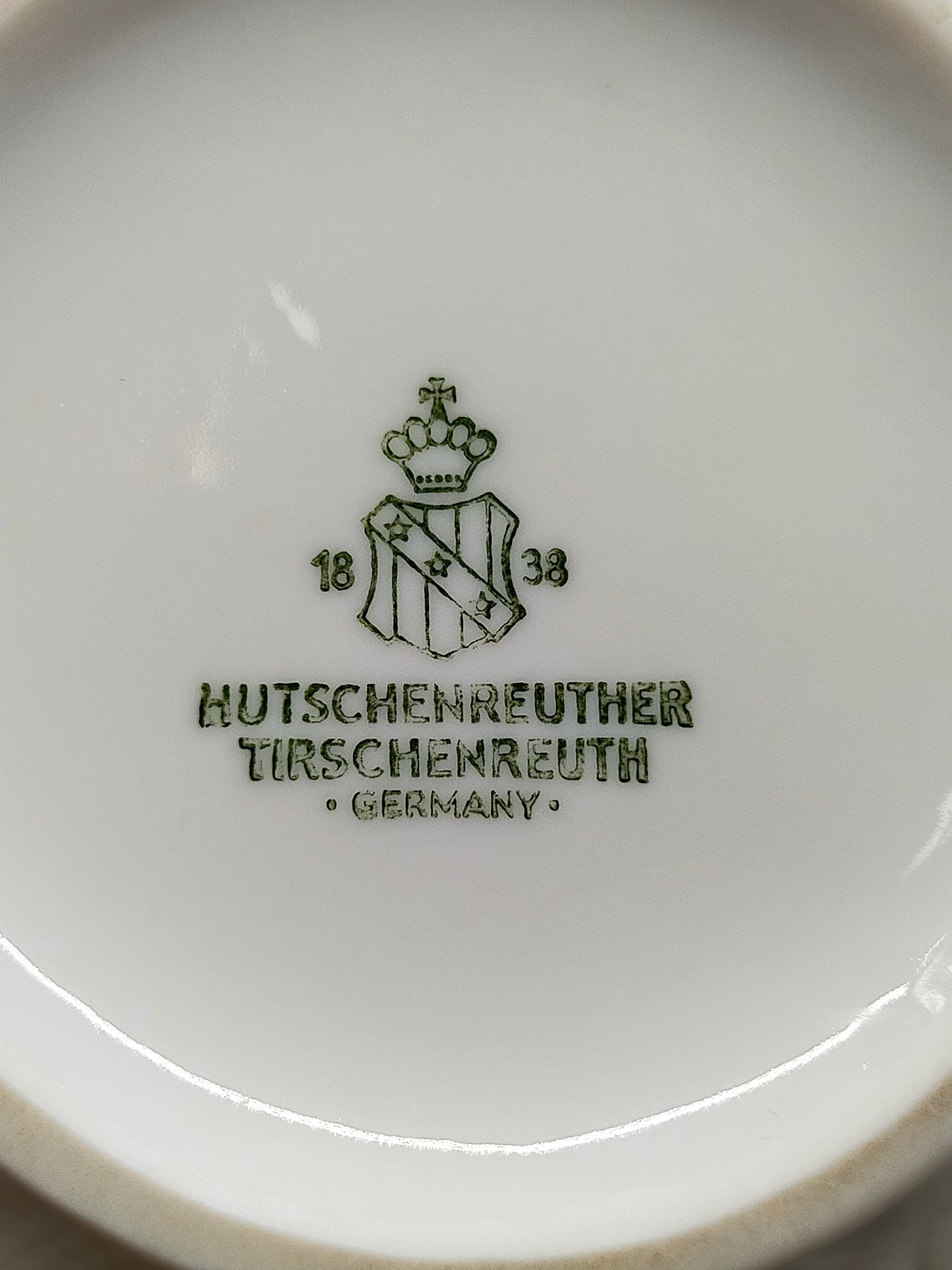 Vintage Tirschenreuth Porzellan Vase Weißes Relief mit Holzstruktur