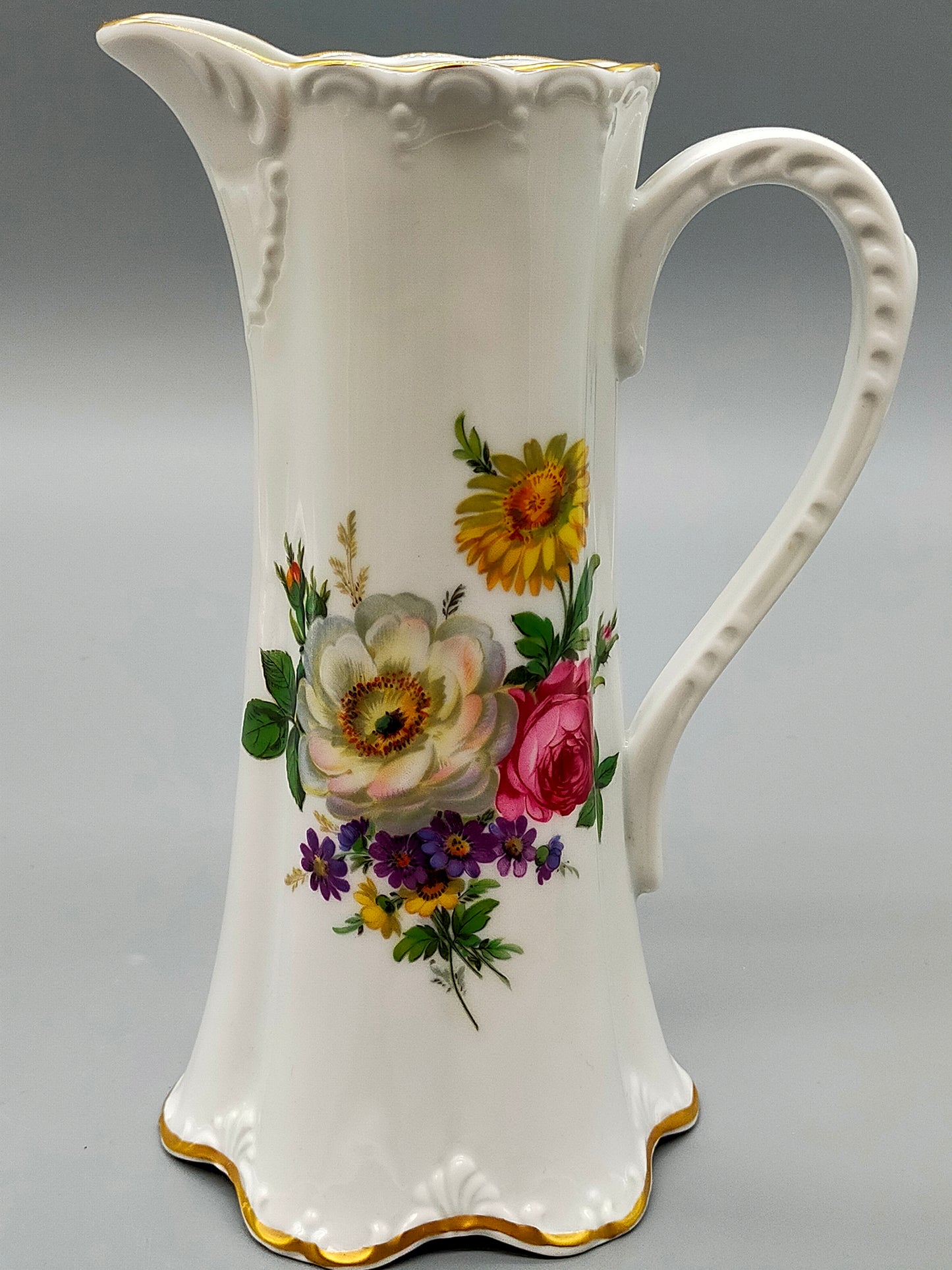 Eleganter Gerold Porzellan Krug Florales Dekor mit Goldrand