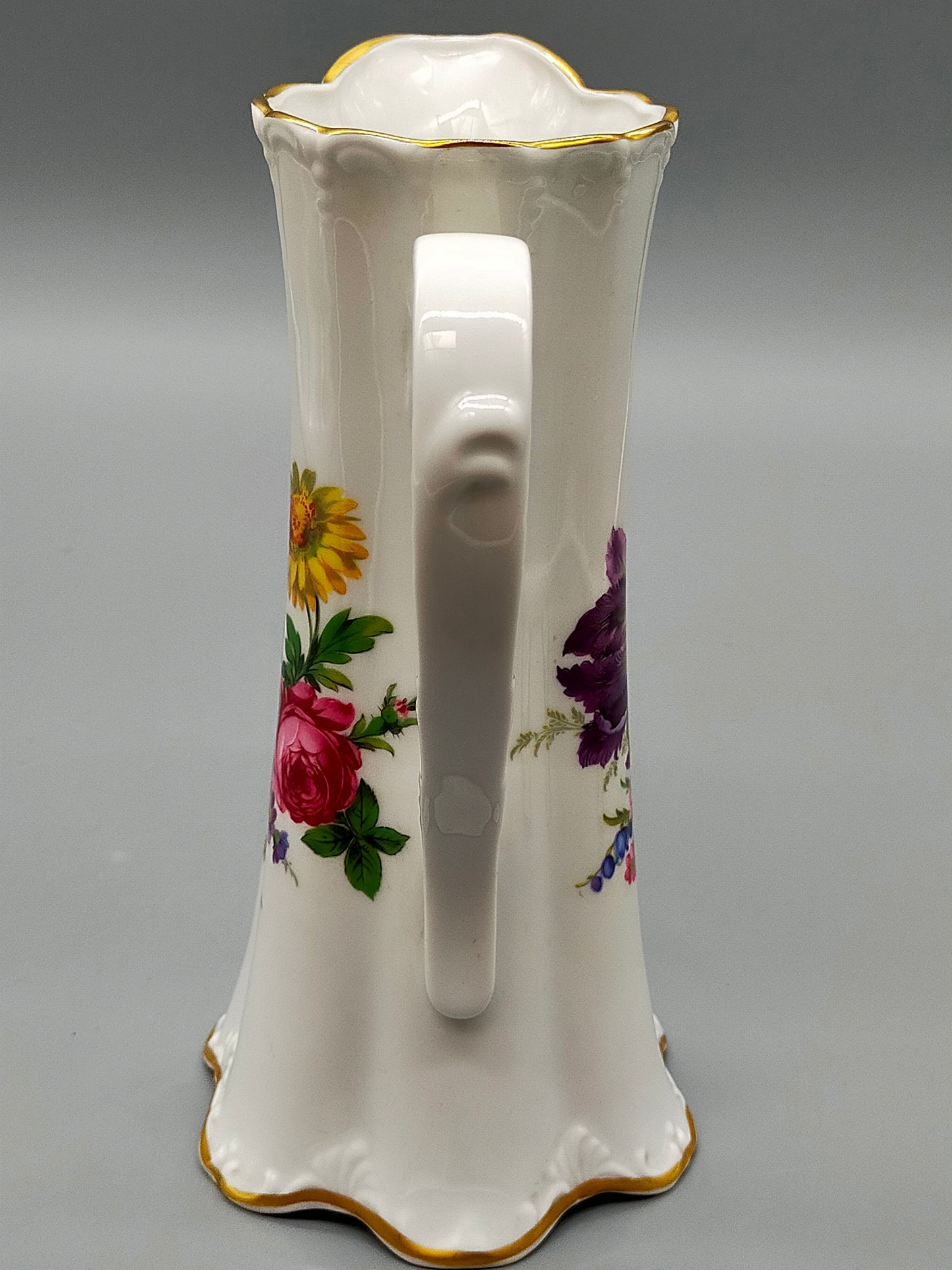 Eleganter Gerold Porzellan Krug Florales Dekor mit Goldrand