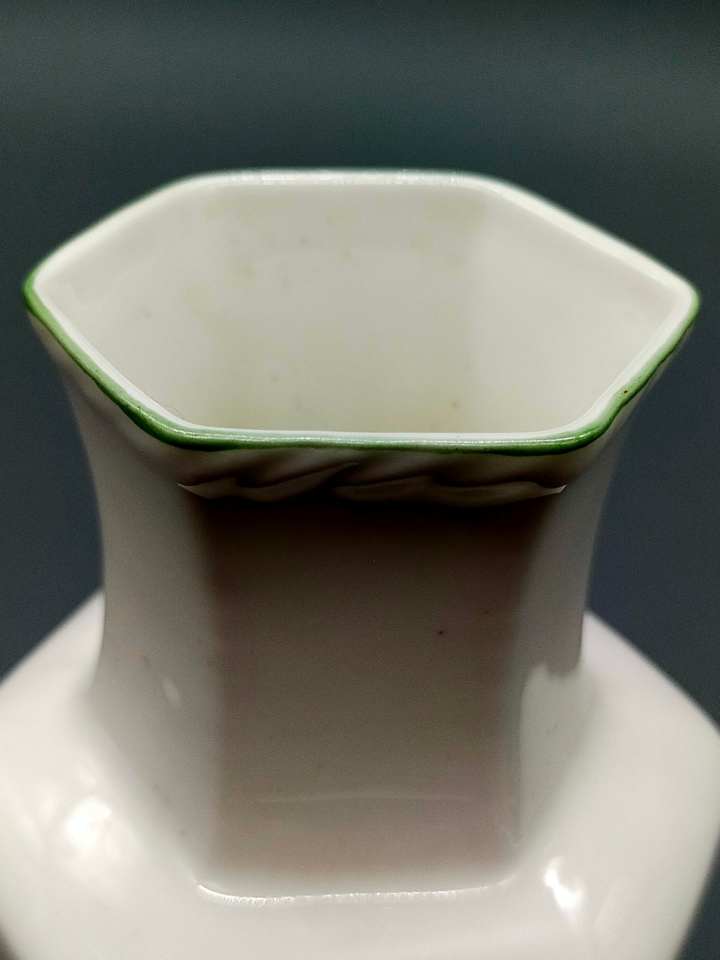 Aynsley Celeste Hexagonale Porzellan Vase Florales Vintage Design