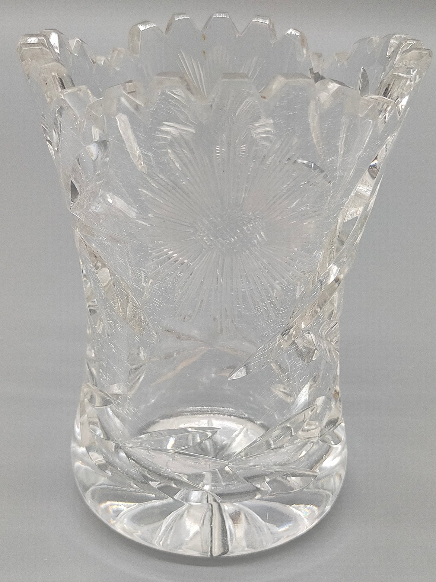 Edle Kristallglas Vase Traditionelles Schliffdekor