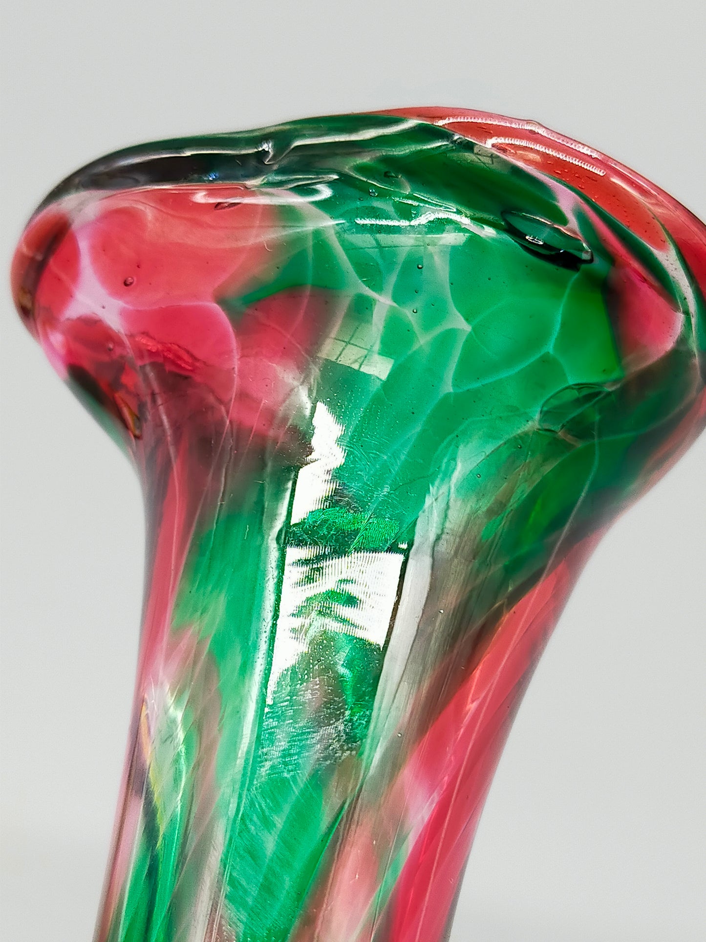 Farbenfrohe Vintage Murano Glasvase in Rot & Grün