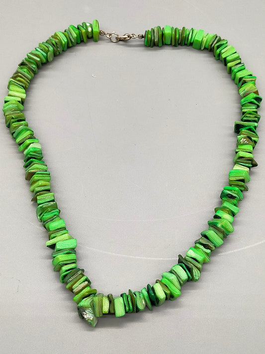 Auffällige Grüne Perlmutt Kette Modischer Muschelschmuck