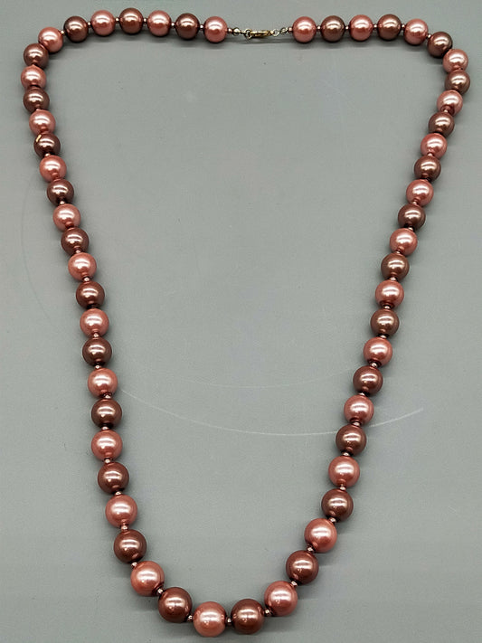 Edle Perlen Kette in Rosé und Braun