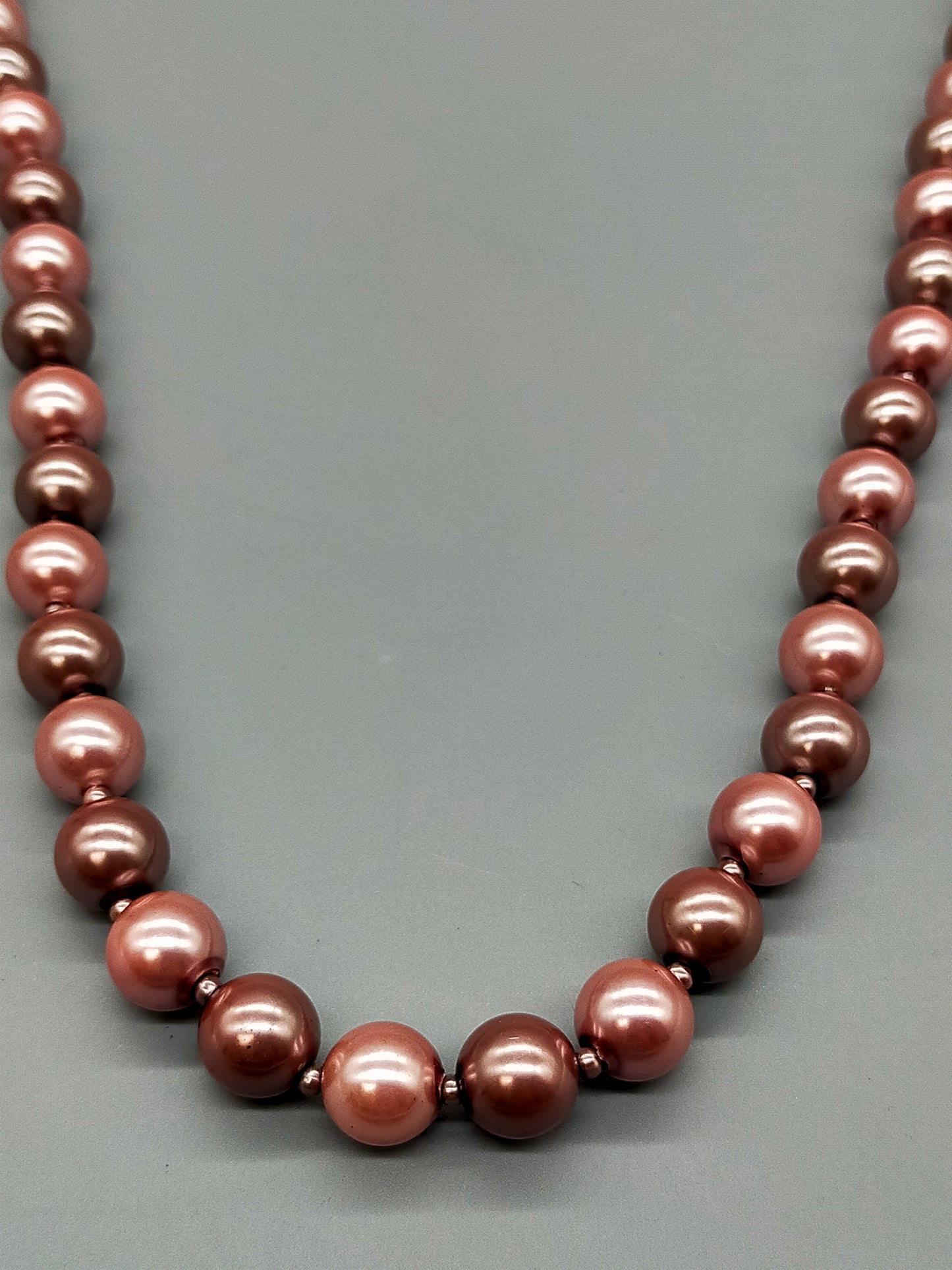 Edle Perlen Kette in Rosé und Braun