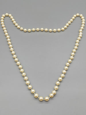 Klassische Perlenkette in Creme Zeitloser Schmuck für jeden Anlass