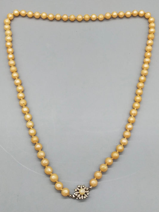 Vintage Perlen Kette mit floraler Strass Schließe