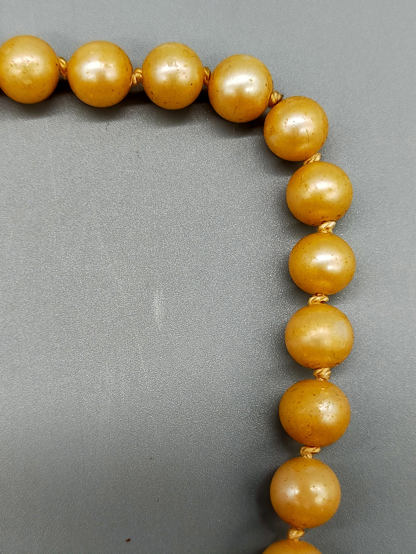 Vintage Perlen Kette mit floraler Strass Schließe