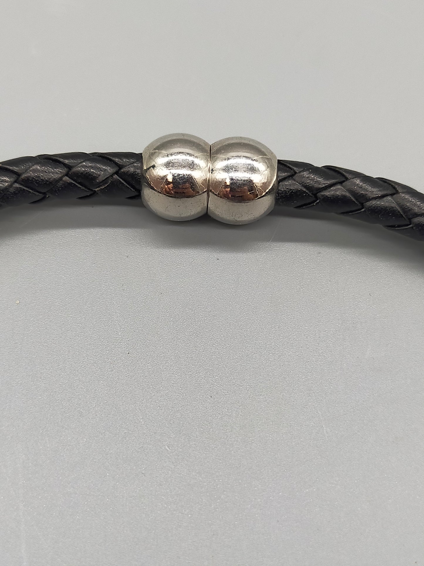 Moderne Damen Kette mit strassbesetztem Herzanhänger