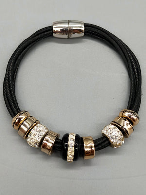 Modisches Multistrand Damen Armband in Schwarz mit Kristallen