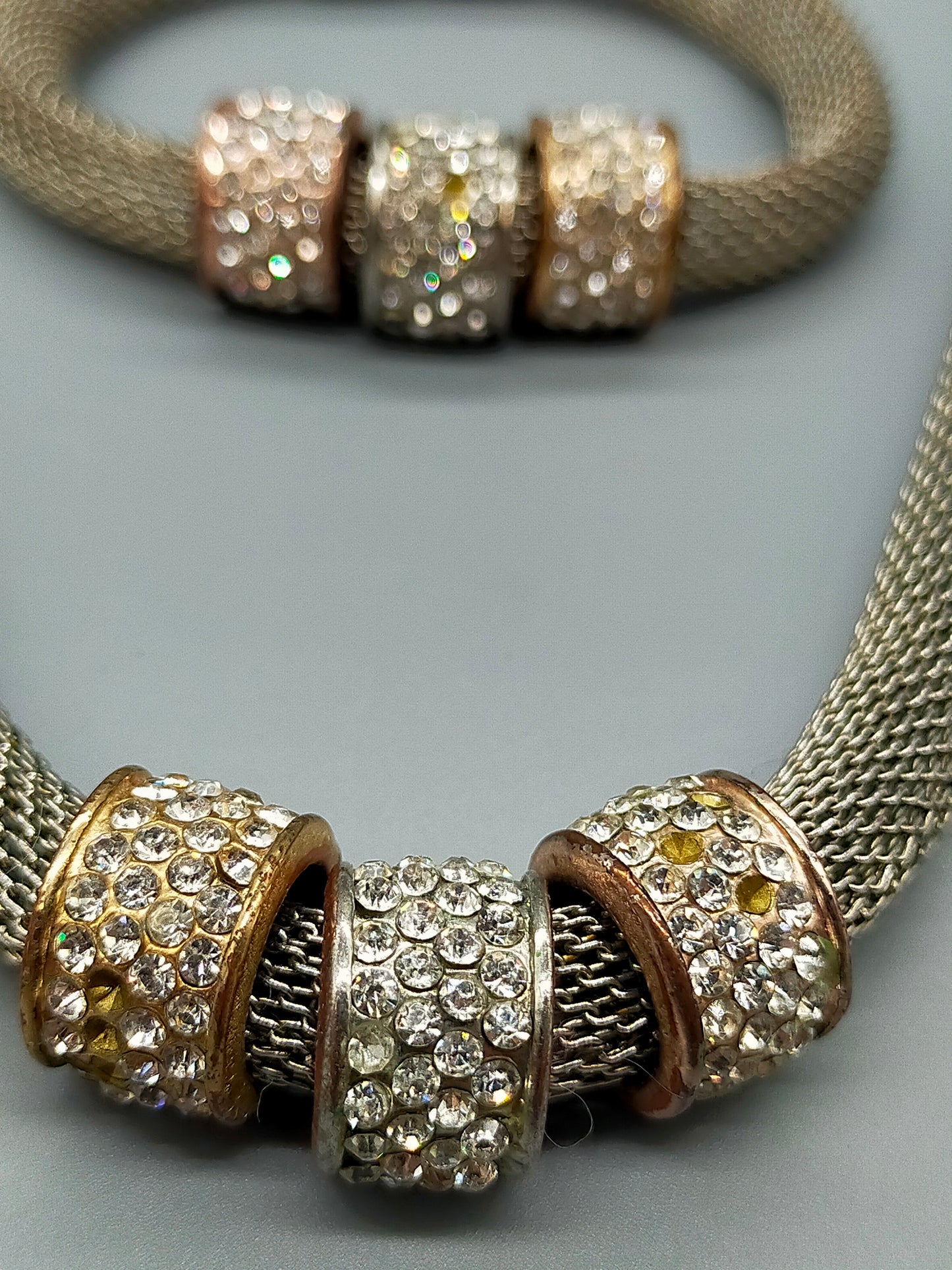 Exklusives Modeschmuck Set Kette und Armband Funkelndes Design