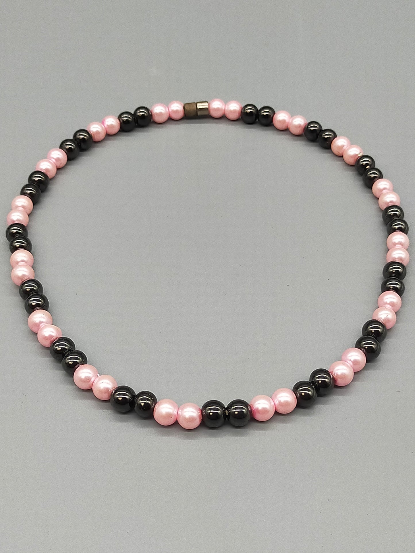 Elegante Damen Kette mit rosa Perlen und Hämatit