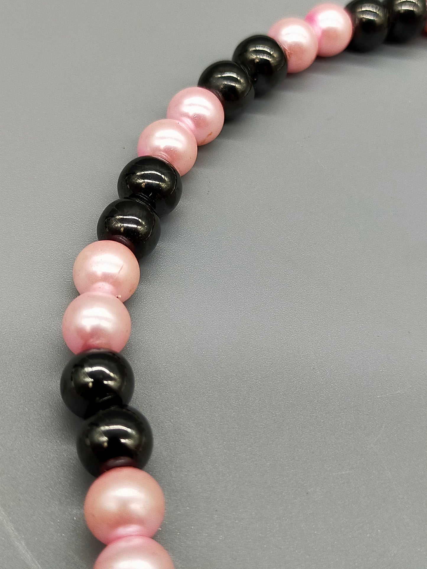 Elegante Damen Kette mit rosa Perlen und Hämatit