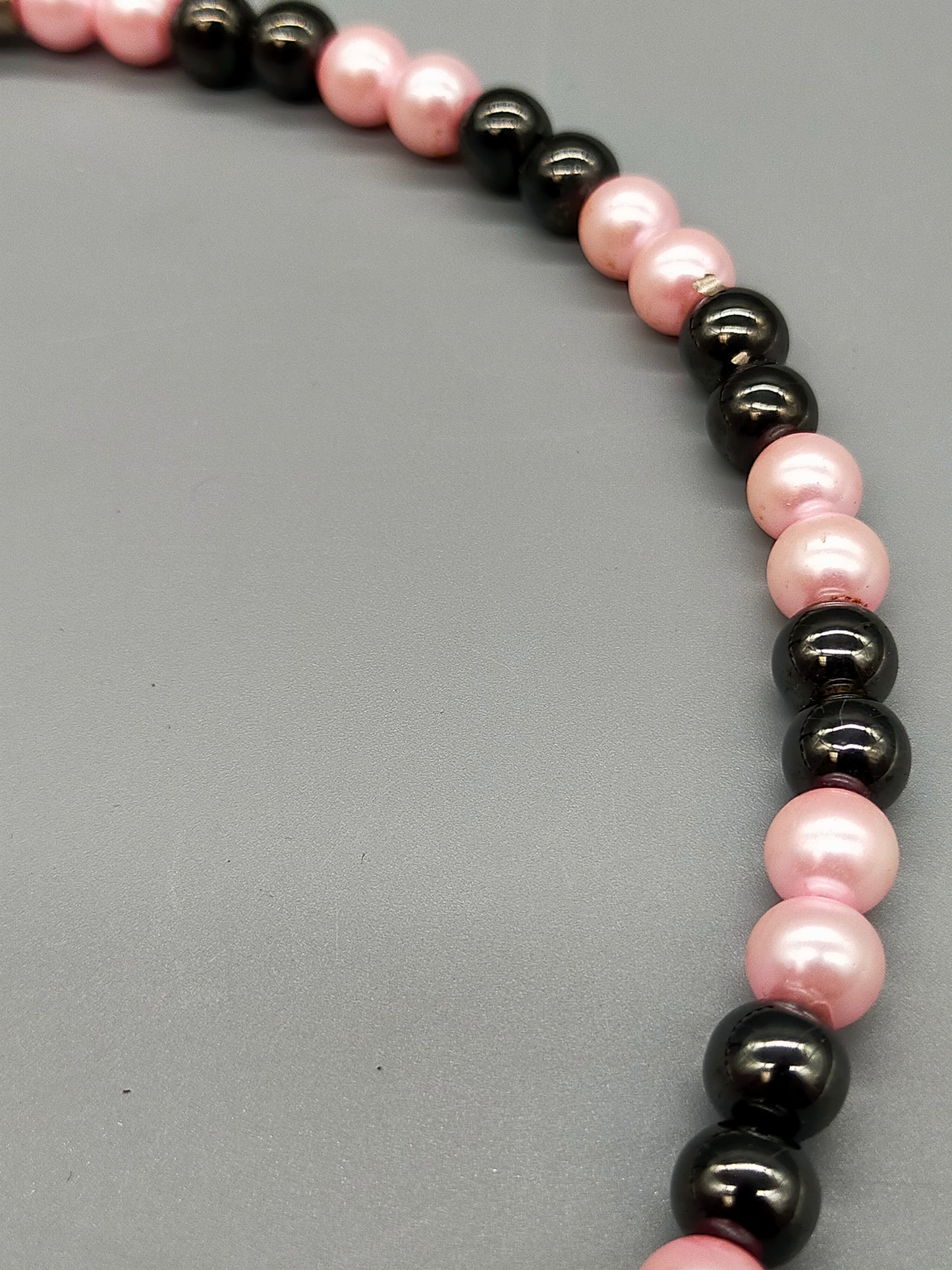 Elegante Damen Kette mit rosa Perlen und Hämatit