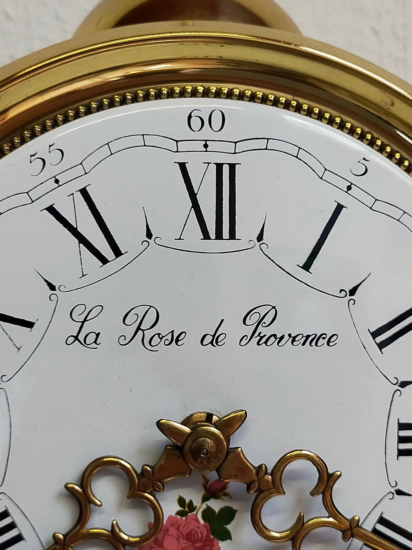 Klassische La Rose de Provence Wand Uhr Stilvolles Vintage-Design