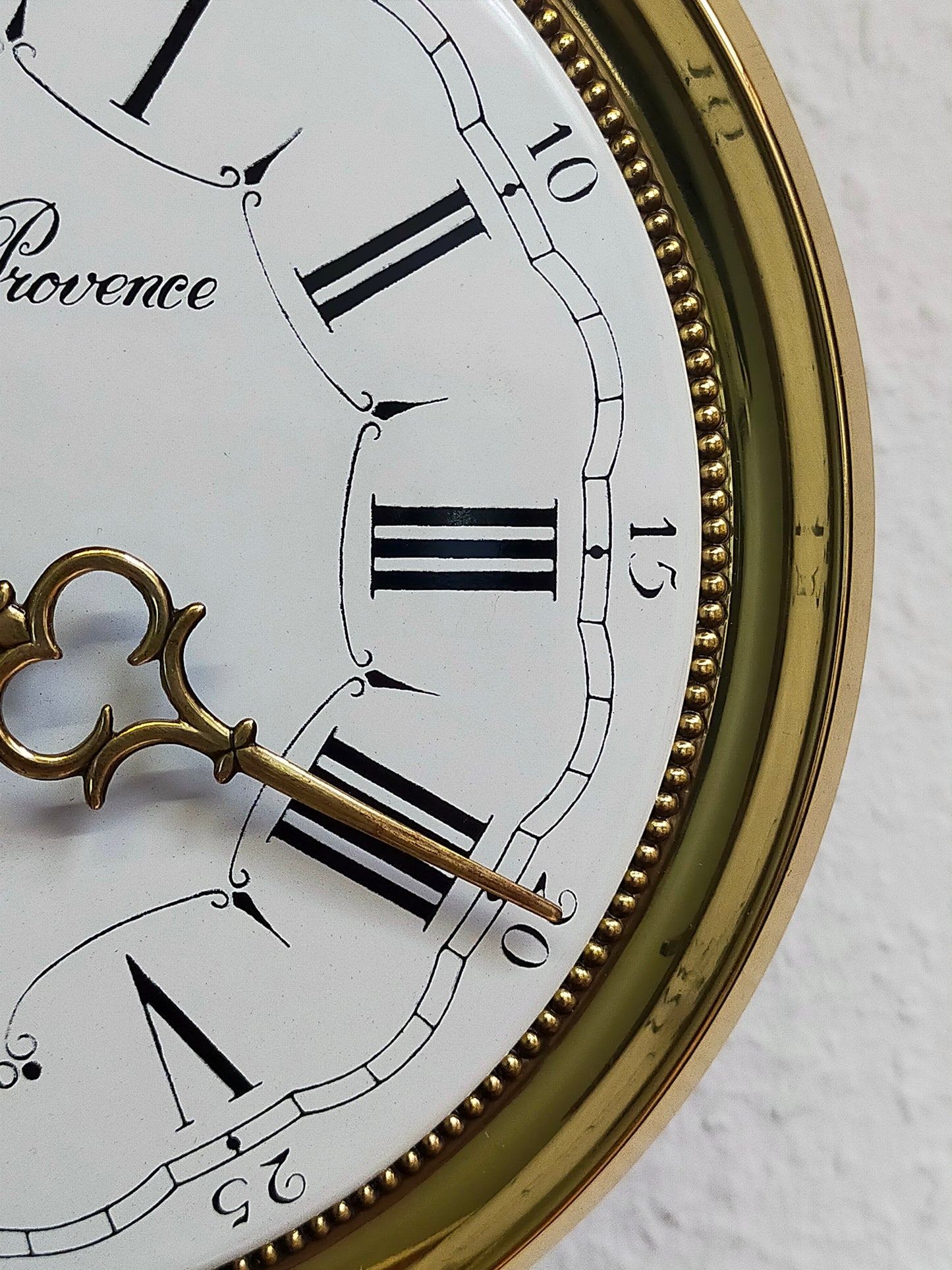 Klassische La Rose de Provence Wand Uhr Stilvolles Vintage-Design