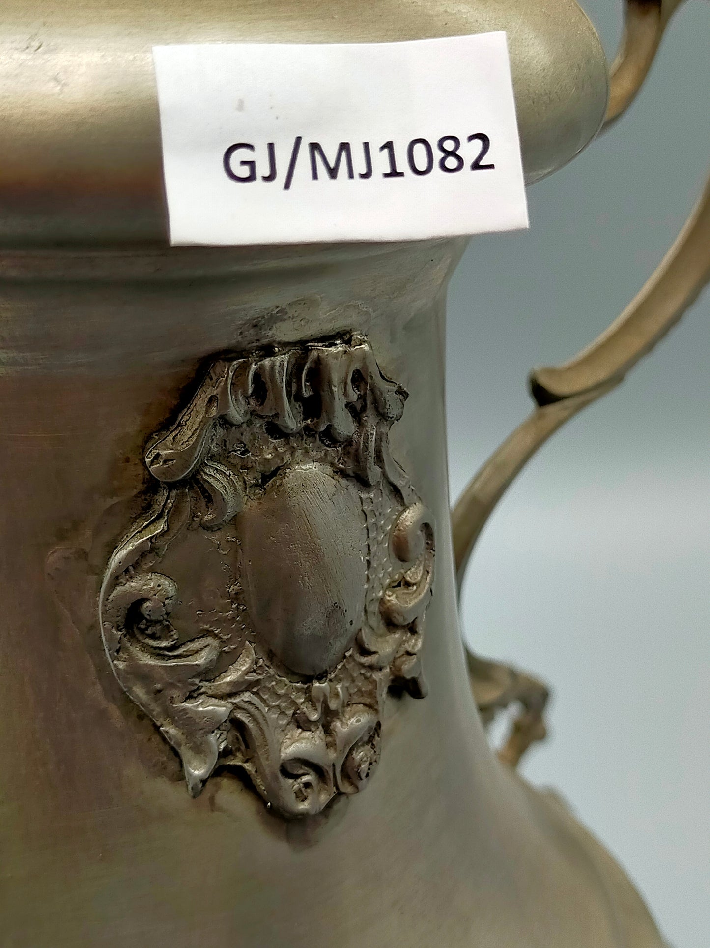Antike Zinn Kranenkanne Dreiflammiger Kaffeewärmer im Barock Stil