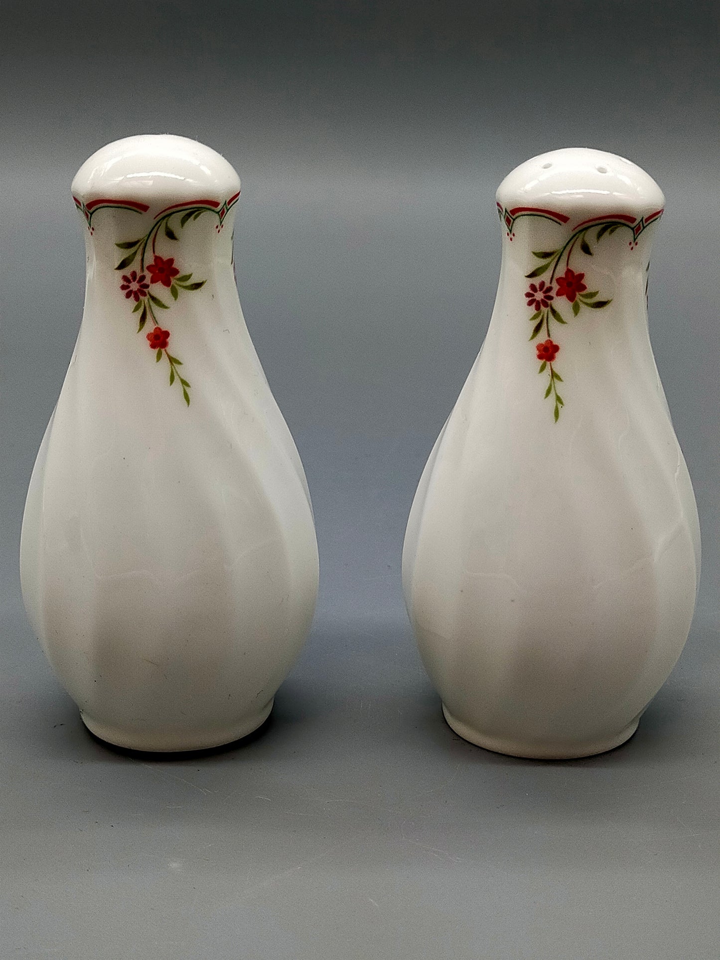Klassisches Wedgwood Salz & Pfeffer Streuer Set Elegante Porzellan