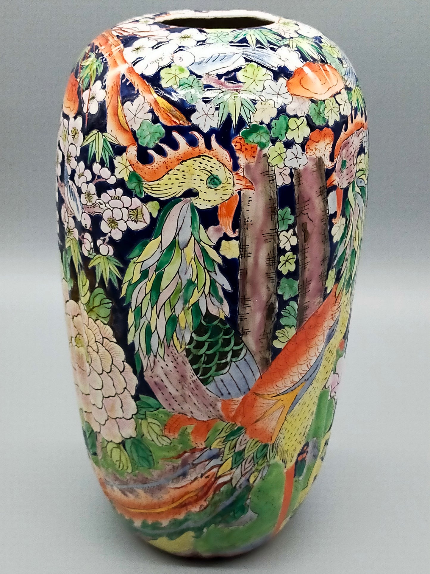 Chinesische Famille Rose Vase Große Prunkvase mit Vogelmotiven