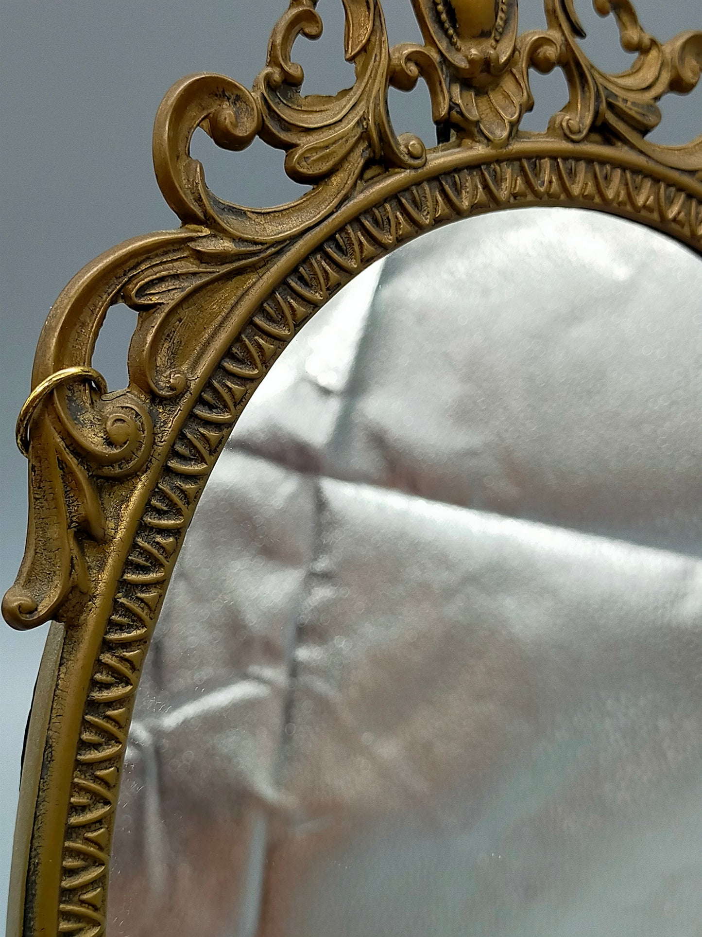 Eleganter Vintage Wandspiegel im Barock Stil Ovaler Prunkspiegel