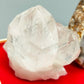 Exklusives Mineralien Set mit Bergkristall und Achat Geode in Vitrine