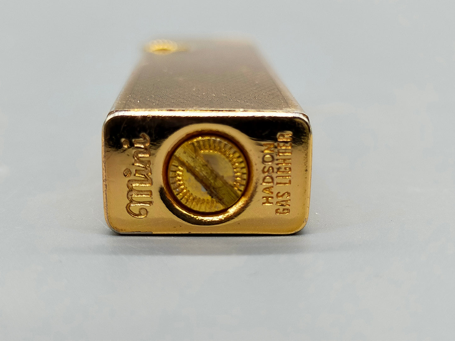 Exklusives Hadson Gas Feuerzeug Vintage Design Goldfarben