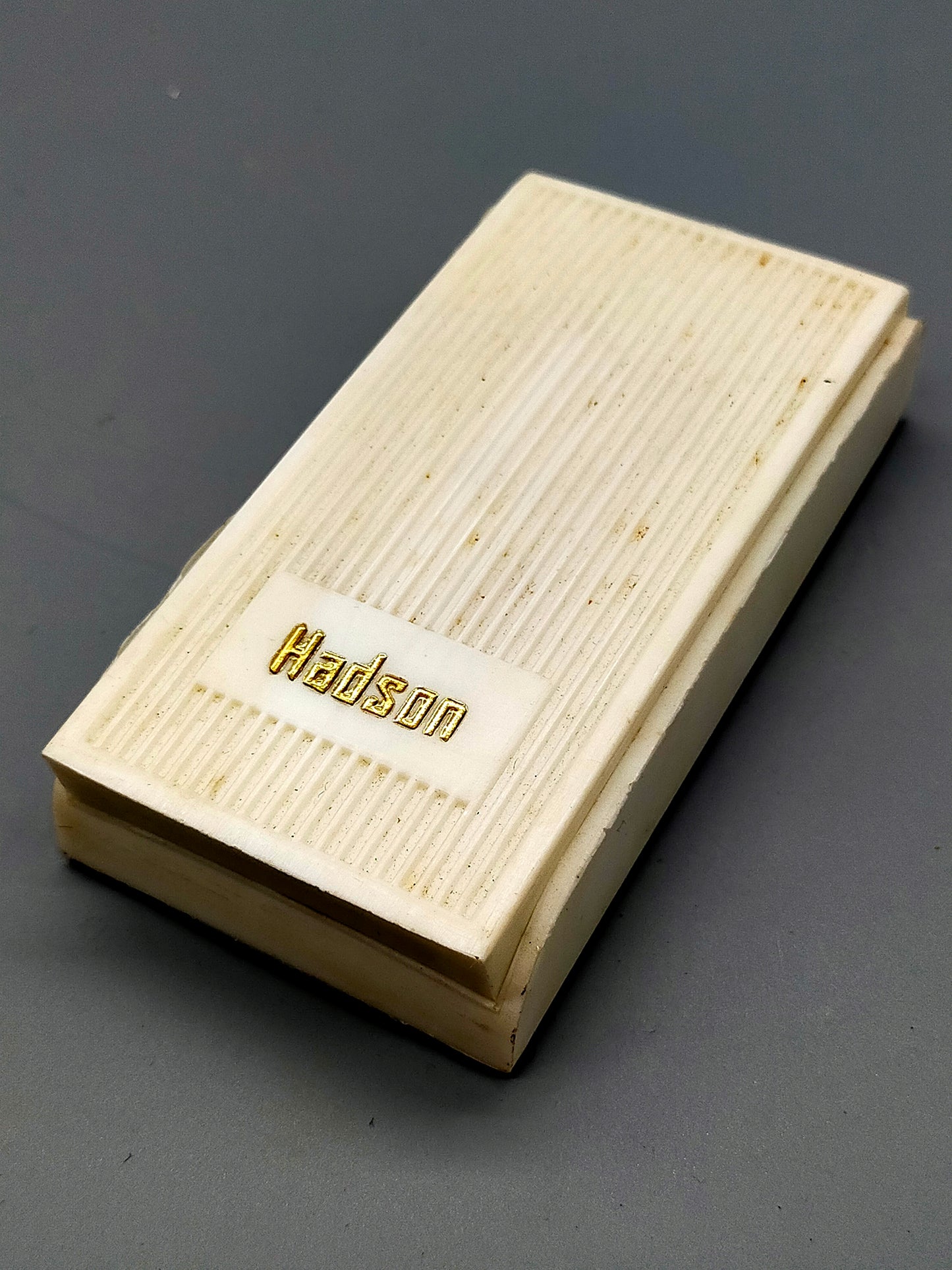 Exklusives Hadson Gas Feuerzeug Vintage Design Goldfarben