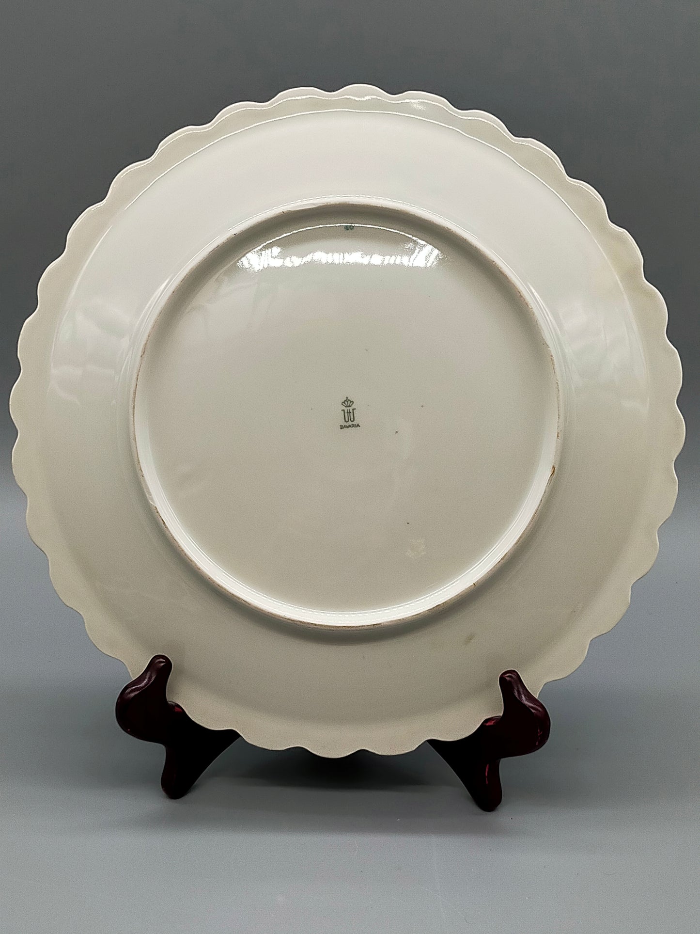 Bavaria Porzellan Teller mit Blumen Dekor und Goldrand – Vintage