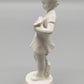 Vintage Porzellan Figur Elegantes Mädchen in weißem Kleid