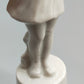 Vintage Porzellan Figur Elegantes Mädchen in weißem Kleid